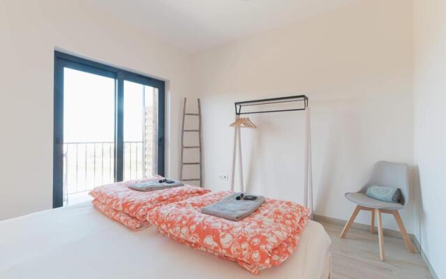 Хостел WOT Ericeira Surf Social