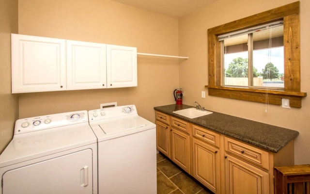 Silver Saddle Mountain Retreat