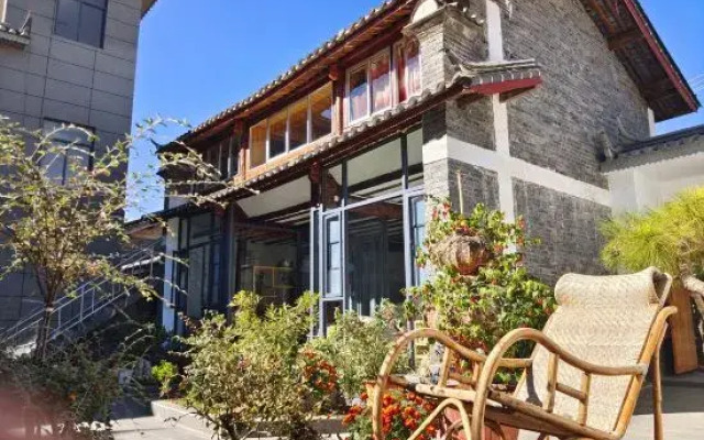 Jingruofanhua Homestay