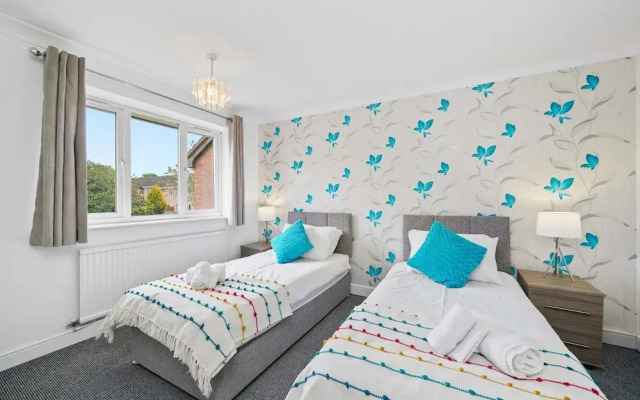 Host Stay Stockenchurch