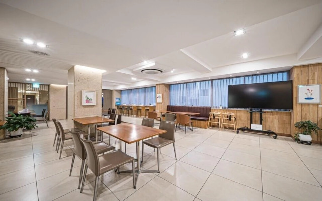 Dongdaegu Station Eastern Hotel