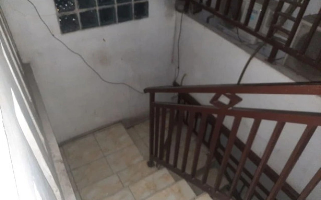 OYO Life 93160 Kost Jenny Karawang