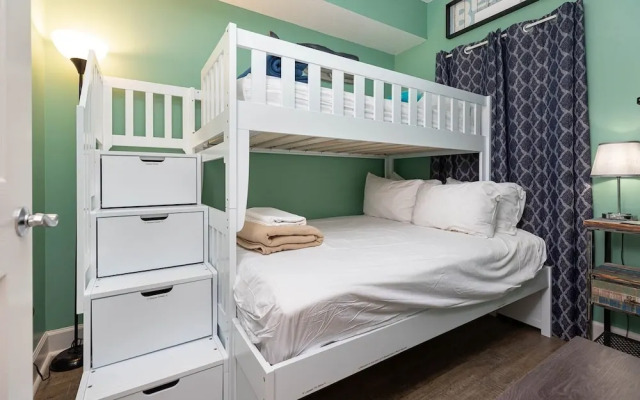 Seawind 809 3 Bedroom Condo