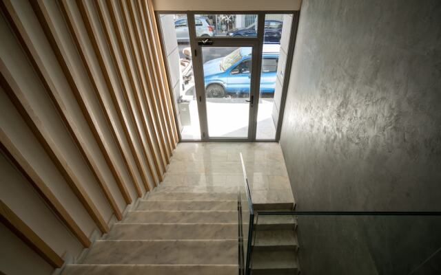 Io Suites