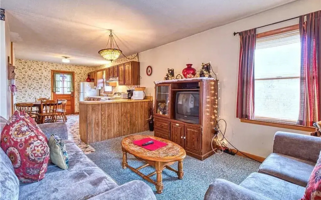 Overview - Two Bedroom Cabin