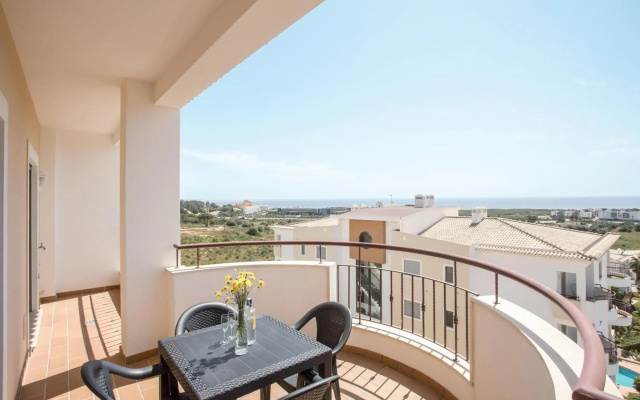 Meia Praia Beach Apartment
