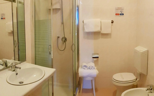 Hotel Bazzanega