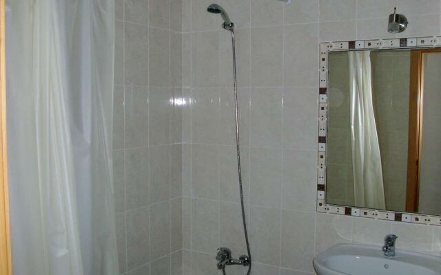 Captivating 1-bed Apartment in Olhos de Agua