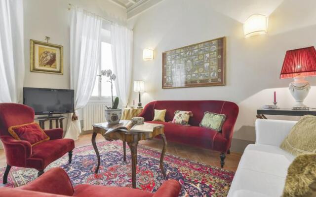 Topazia Halldis Apartment