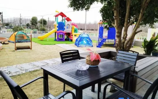 Feng Qu Yuan Homestay – Outside – Jiaxing