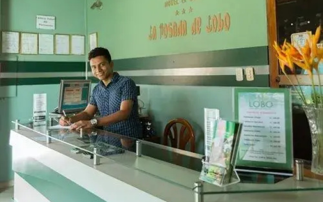 La Posada de Lobo Hotel & Suites