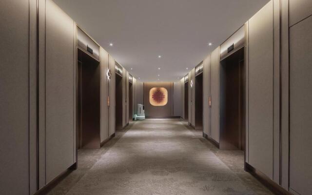 Holiday Inn Shanghai Huaxia by IHG