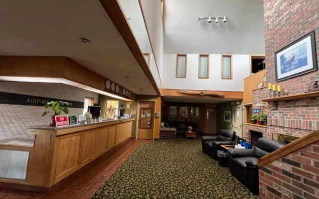 Airport motor inn