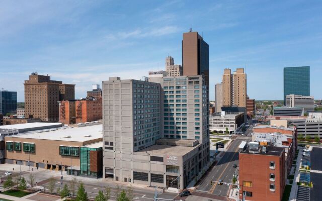 Hilton Garden Inn Toledo Downtown