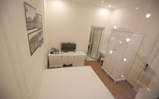 Tea Leaf Hotel 2
