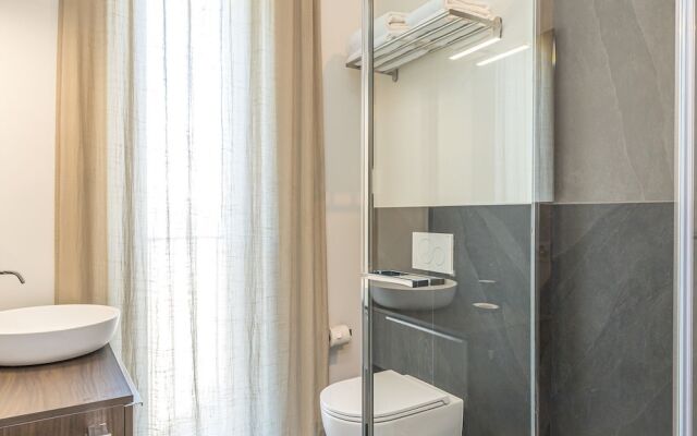 Icon H 304 Suite Micro-living