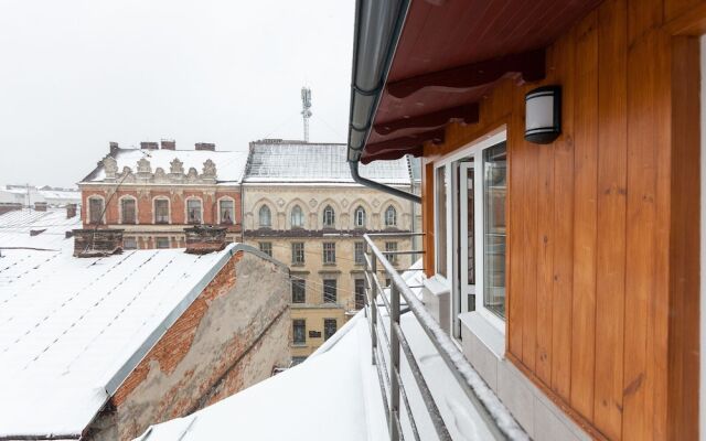 7 Apartments