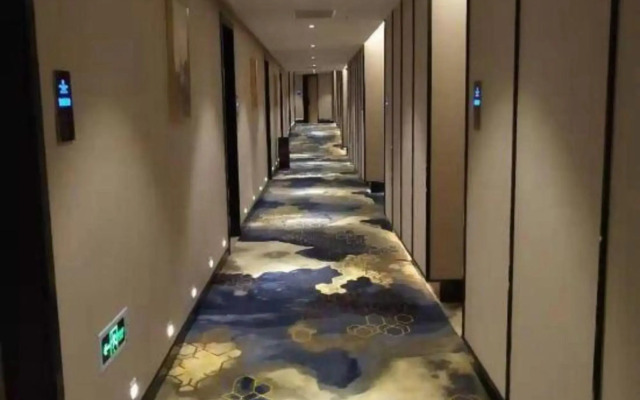 Dongfang Ruiji Zunxuan Hotel