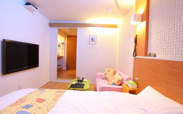 TOWN HOTEL Forty One