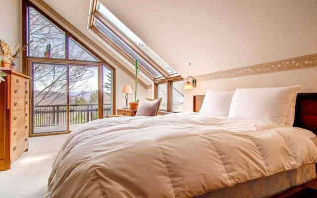 Shangri-La, Houses at Pittsfield