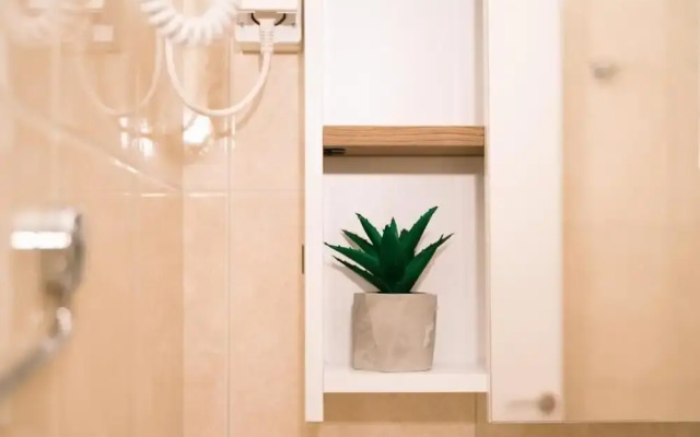 Superior Onebedroom Apartment