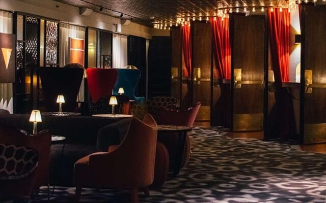 Senate Luxury Suites