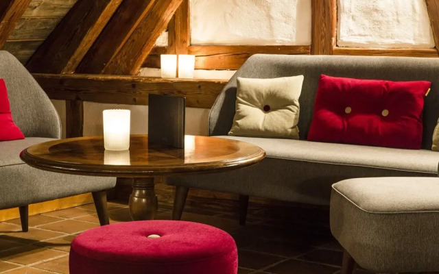 Swiss-Chalet Merlischachen - Historik Chalet-Hotel Lodge