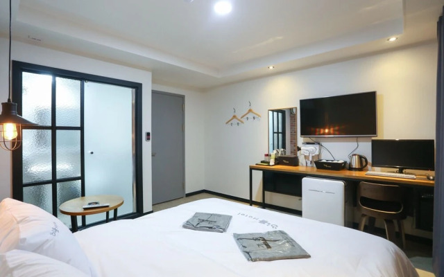 Wonju Two Days Hotel