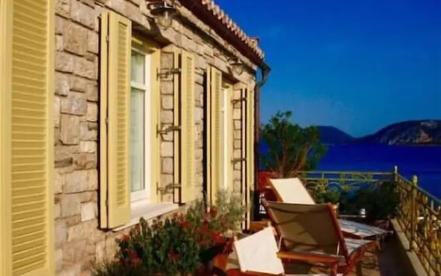 Mourayio B&B