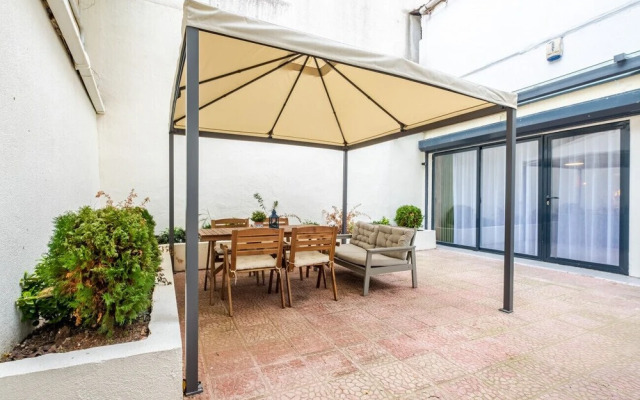 Missafir Studio Flat w Backyard in Nisantasi