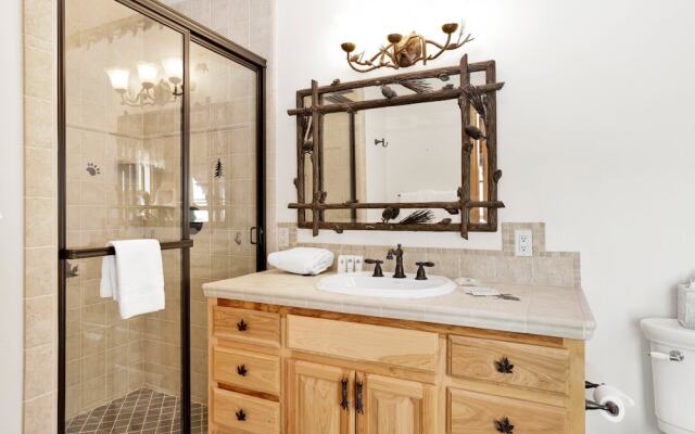 Castle Crag LOG Cabin #2392