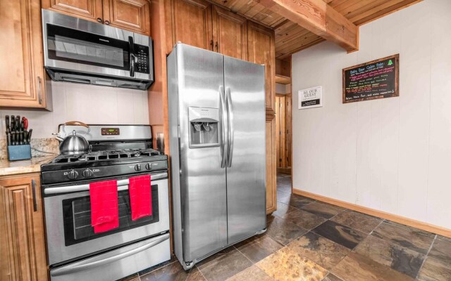 101 - Baby Bear Cabin