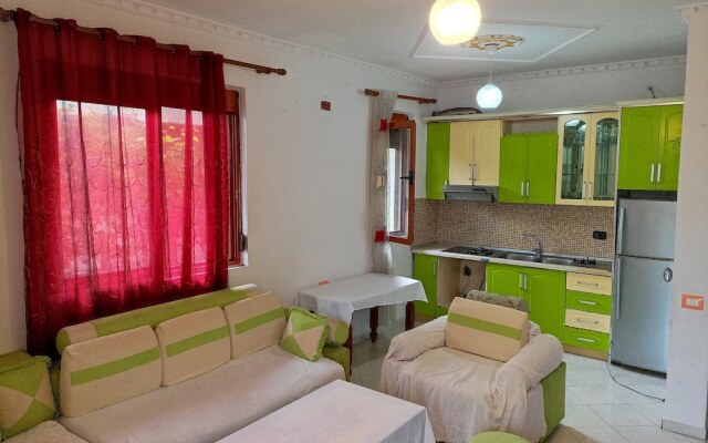 "quiet Independent Apartment With Garden."