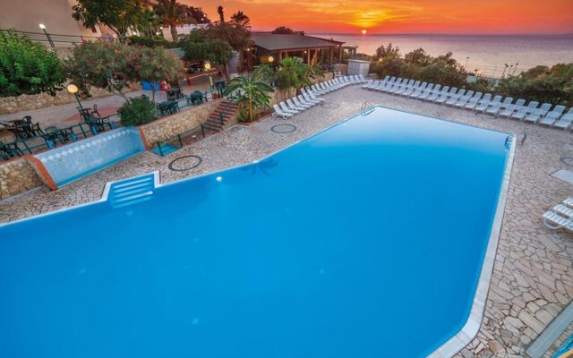 Villaggio Baia Calavà Hotel e Residence