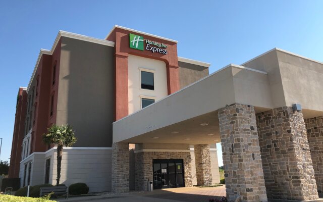 Holiday Inn Express : Hillsboro I-35, an IHG Hotel