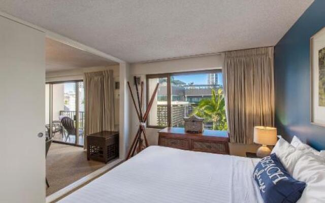 Four Paddle One Bedroom Condo