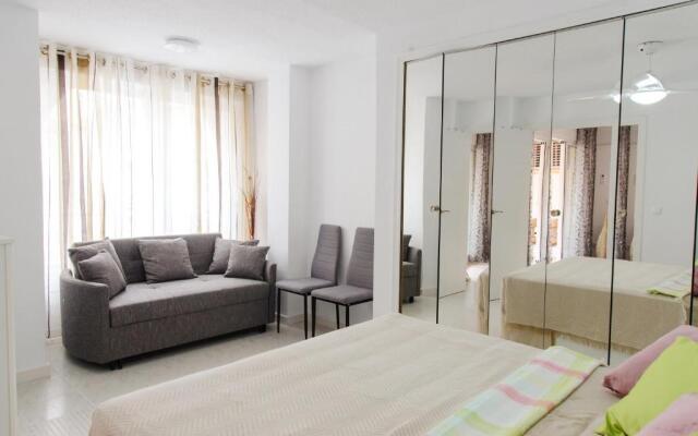 Holiday Suite Playa del Cura