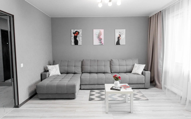 Апартаменты на проспекте Молодежный 33к1