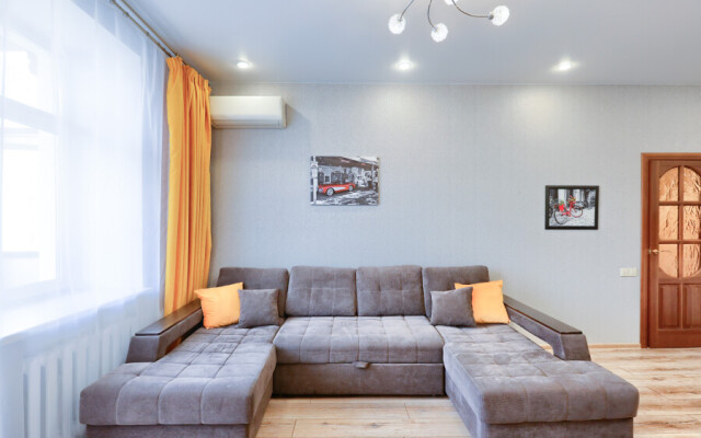 Апартаменты Де Люкс на ул. Нурсултана Назарбаева, д. 9/2