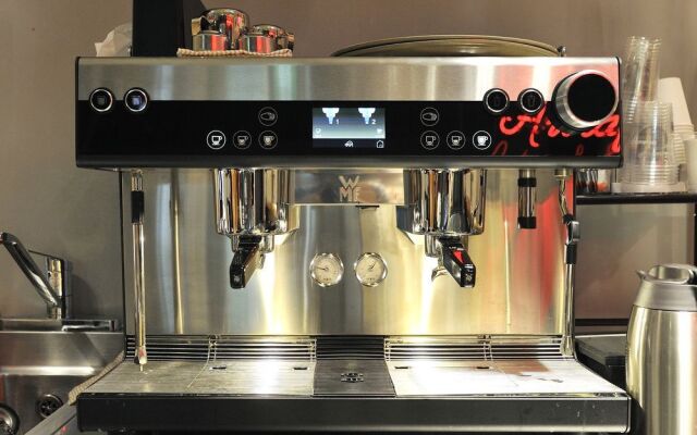 Rakuten Stay Hostel Art Cafe Bar Osaka Shinsaibashi