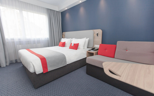 Holiday Inn Express Luzern - Neuenkirch by IHG