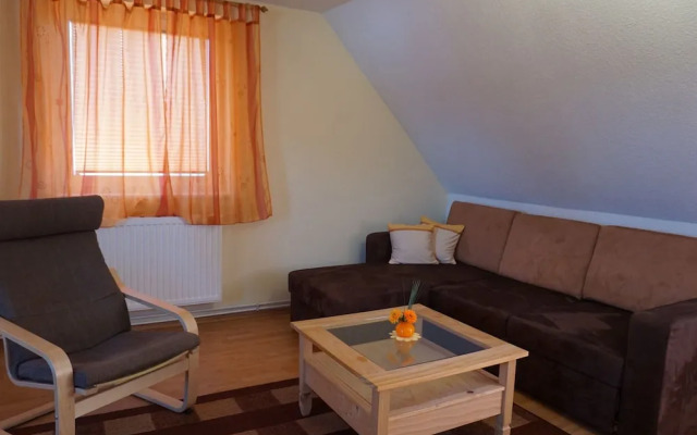 Spacious Apartment in Wieck auf dem Darb