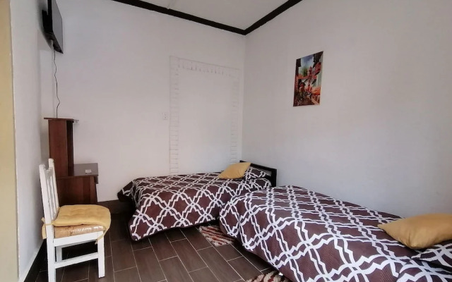 Galapagos Natural Life Hostel