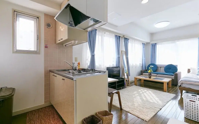 Keikyu Kamata Colorbee Hostel