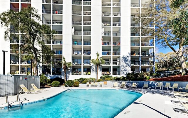 All-suite Sea Mark Getaway - Pool & Inlet Views 3 Bedroom Condo