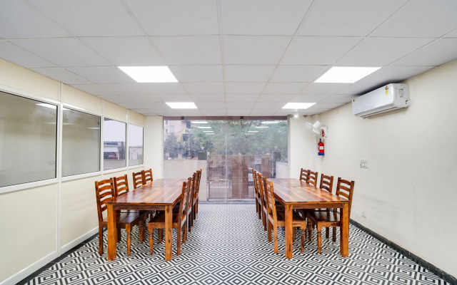 Super Townhouse Sector 121 Noida