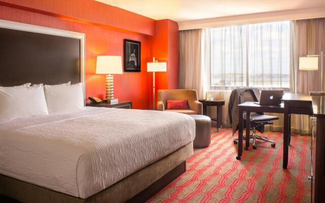 DoubleTree by Hilton New York LaGuardia Airport