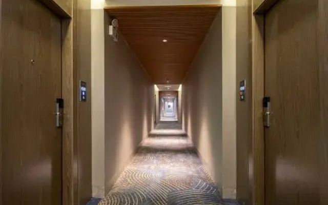 Echarm Hotel (Haikou Shangbang Baihui City Haiken Plaza)
