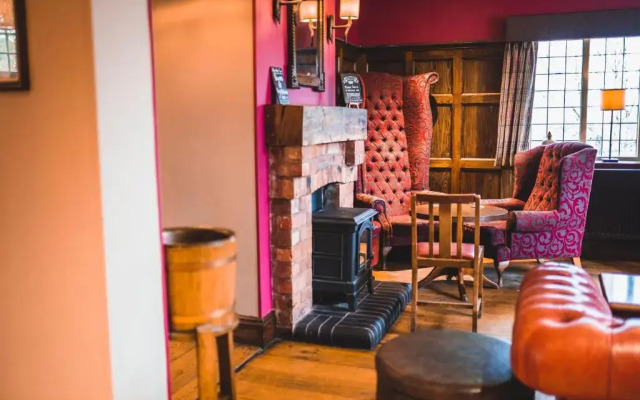 The Dog and Doublet Inn