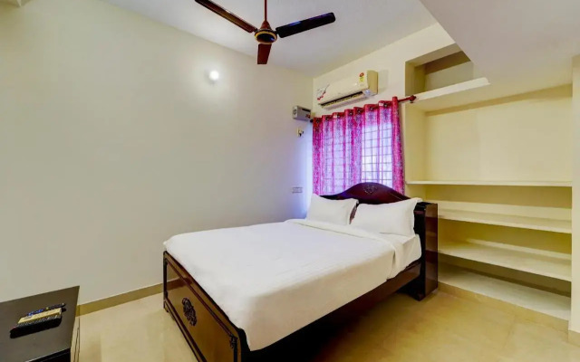 OYO Flagship 805216 Senthamizh Residency